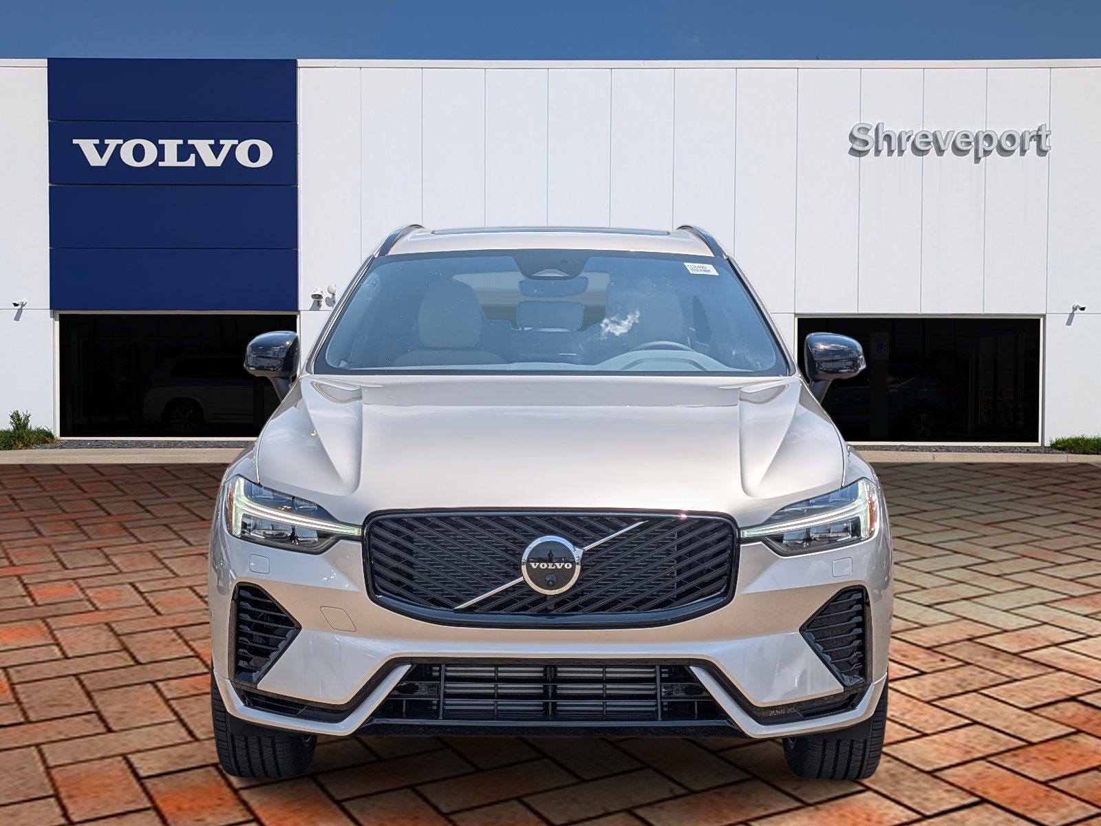 New 2026 Volvo XC60 T8 Plus w/ Protection Package Premier image 2