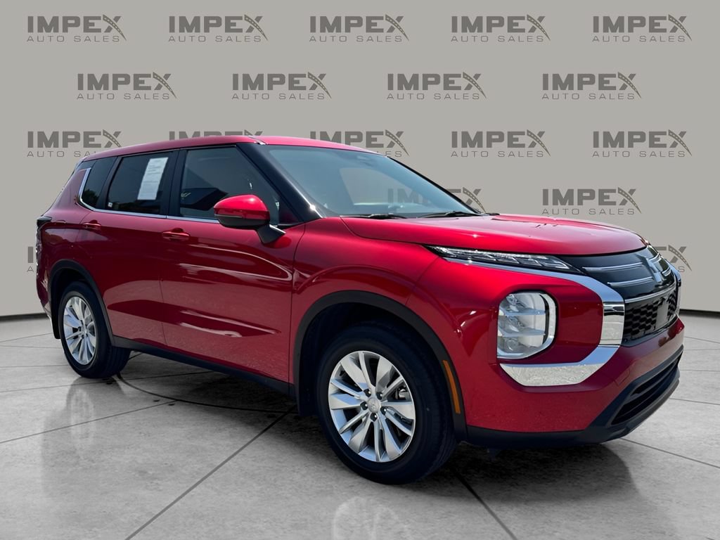 Used 2025 Mitsubishi Outlander ES FWD image 7