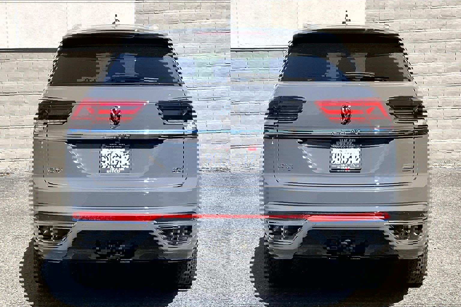 Certified 2021 Volkswagen Atlas Cross Sport SEL Premium R-Line image 3