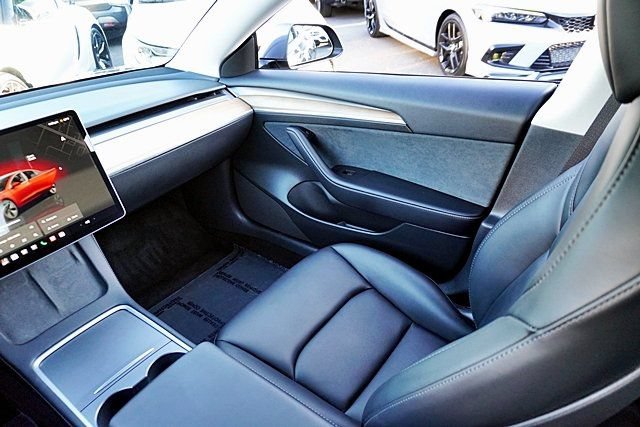 Used 2023 Tesla Model 3 Standard Range RWD image 23