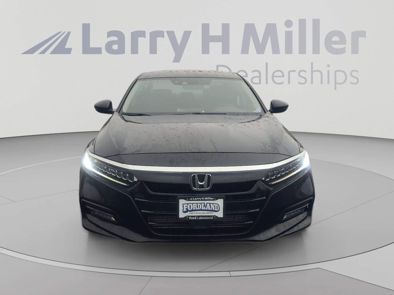 Used 2019 Honda Accord Touring image 8