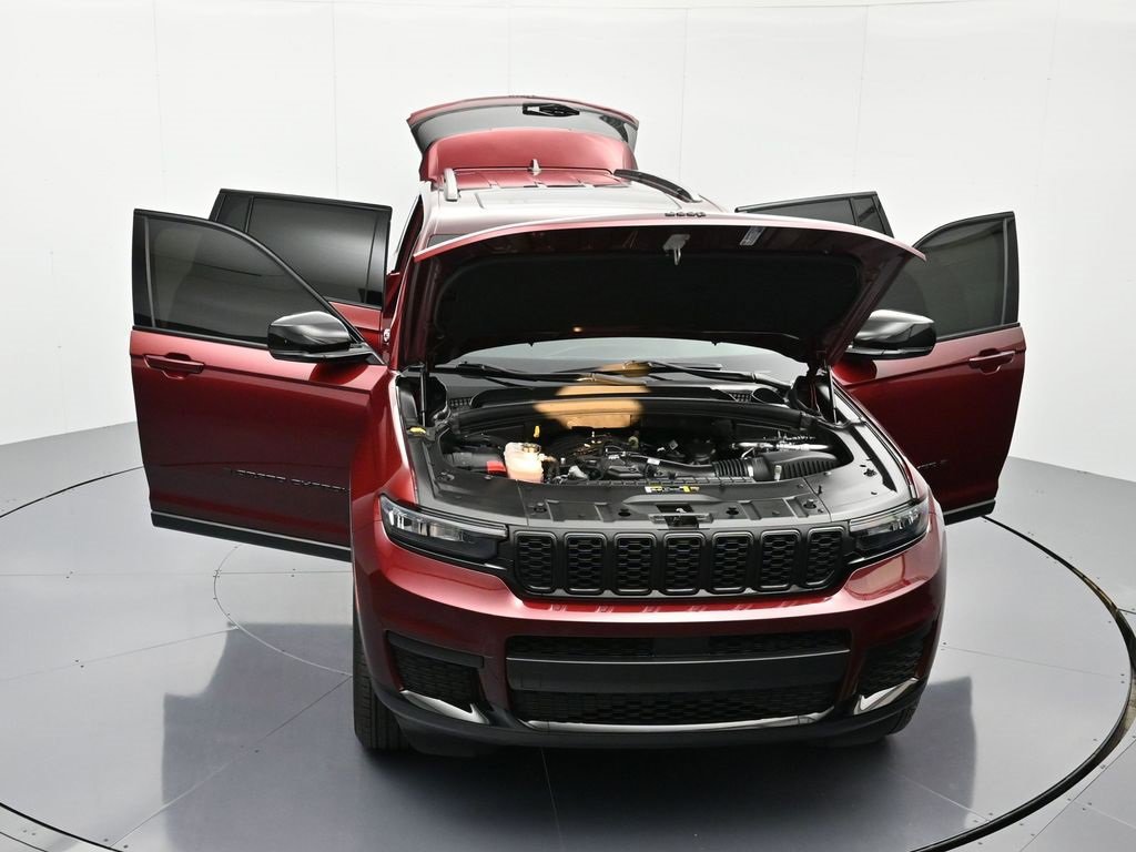 Used 2024 Jeep Grand Cherokee L Altitude image 56