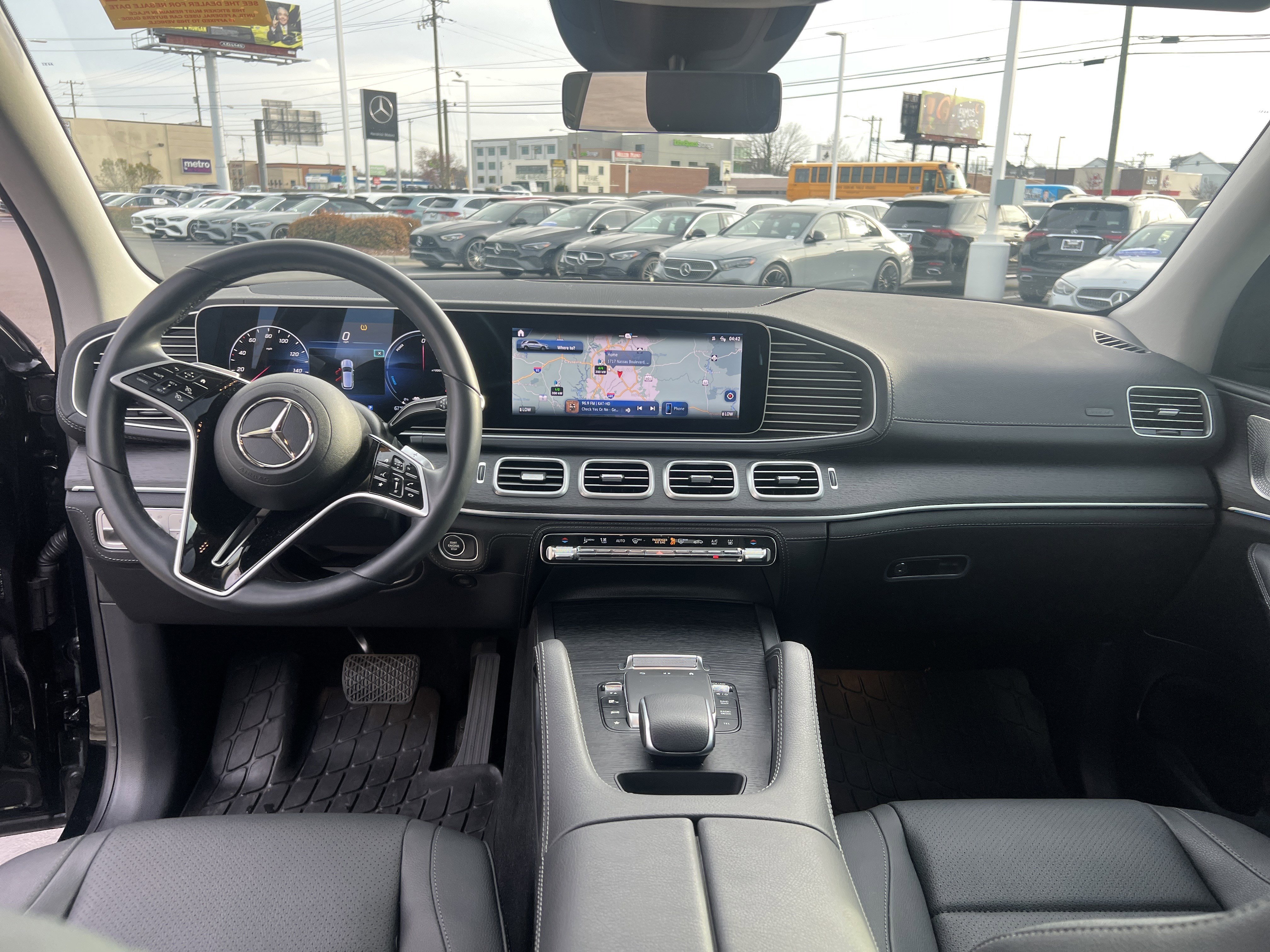 Certified 2024 Mercedes-Benz GLE 450e 4MATIC image 28