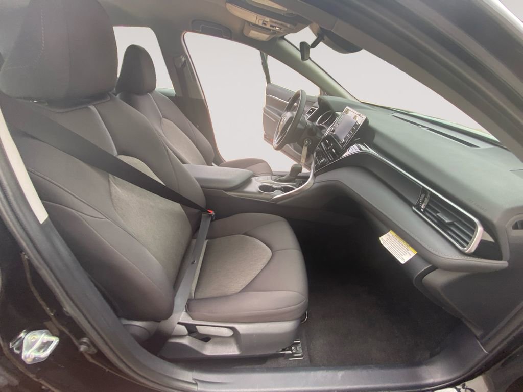 Used 2024 Toyota Camry LE FWD image 15