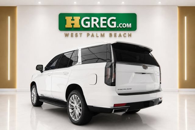 Used 2023 Cadillac Escalade Premium Luxury RWD image 2