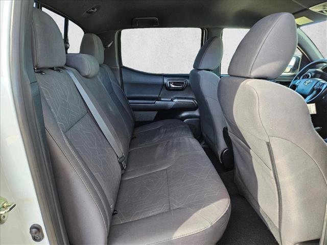 Used 2016 Toyota Tacoma TRD Off-Road w/ Towing Package image 19