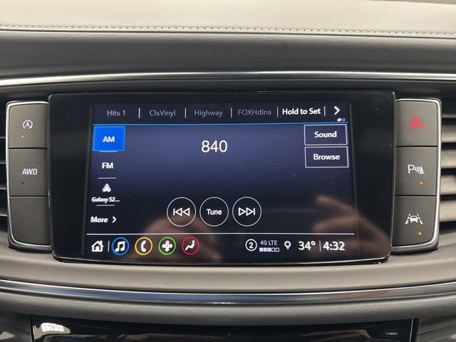 Used 2023 Buick Enclave Essence image 14