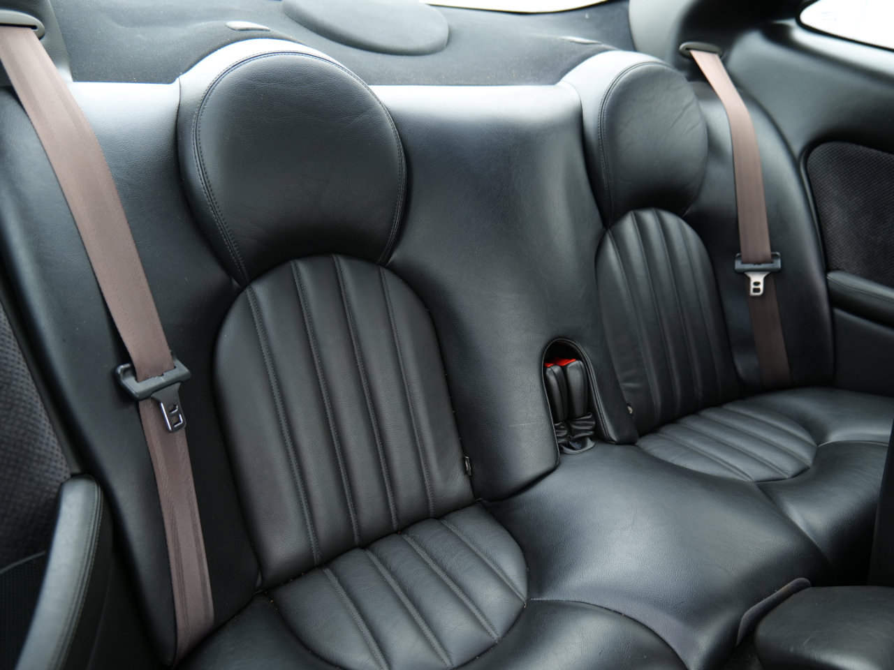 Used 2004 Jaguar XK8 Coupe image 38