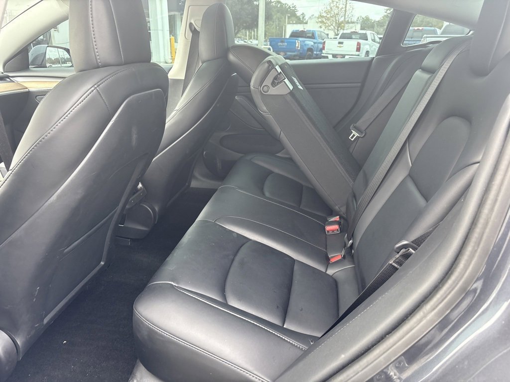 Used 2023 Tesla Model 3 Standard Range image 14