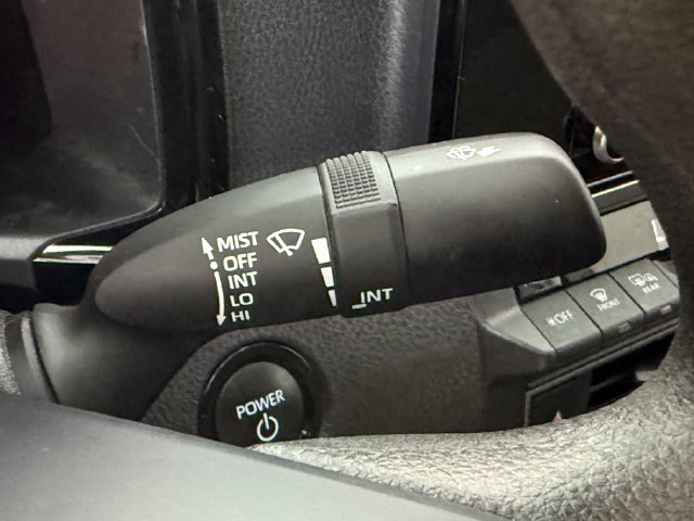 Used 2026 Toyota Camry LE w/ Convenience Package FWD image 14