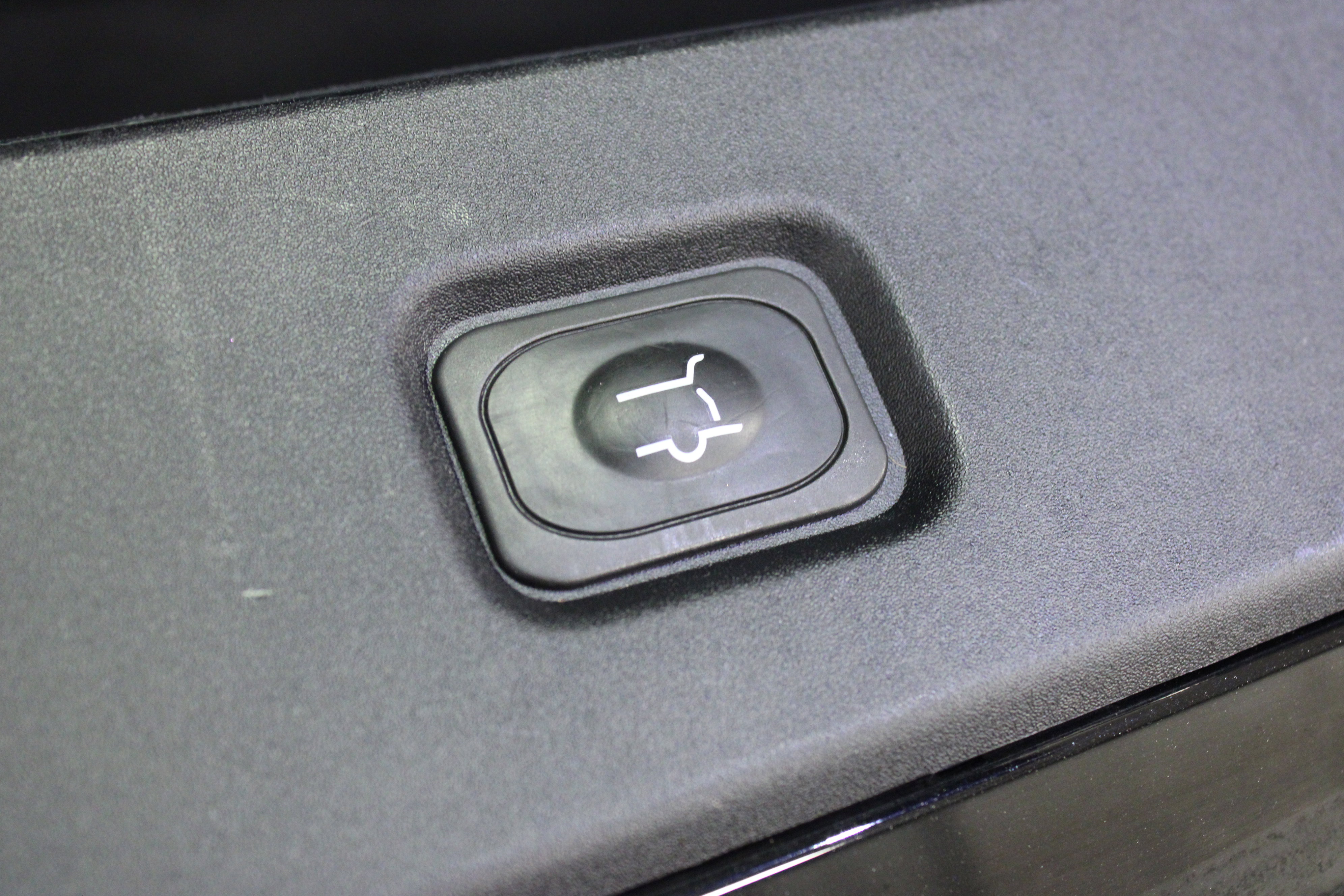 Used 2025 Lincoln Navigator Reserve image 15