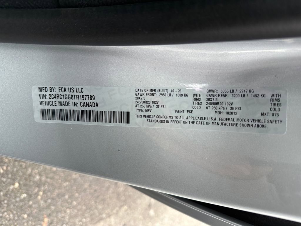 New 2026 Chrysler Pacifica Limited w/ S Appearance Package FWD image 30