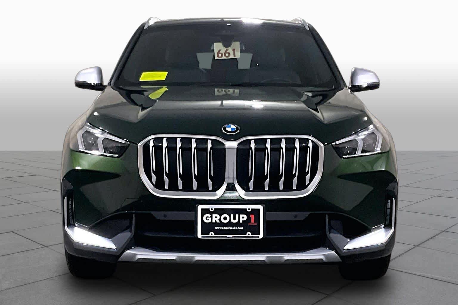 Used 2023 BMW X1 xDrive28i w/ Premium Package AWD/4WD image 3