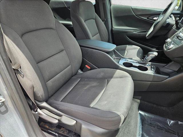 Used 2023 Chevrolet Malibu LS FWD image 17