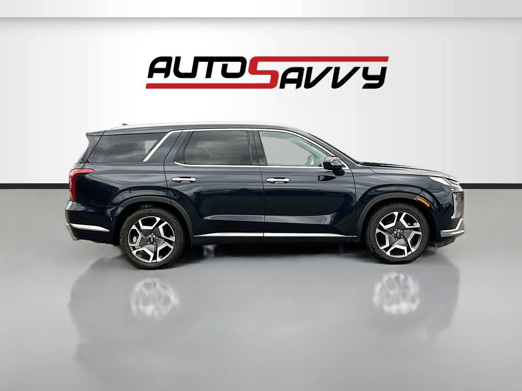 Used 2023 Hyundai Palisade Limited w/ Cargo Package image 8