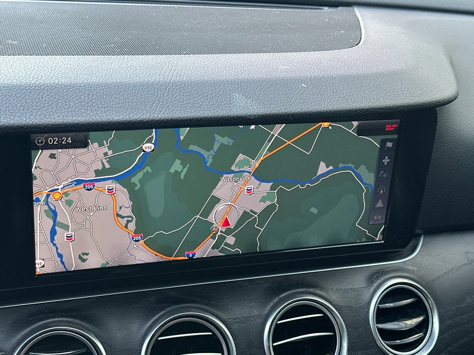 Used 2017 Mercedes-Benz E 300 image 17