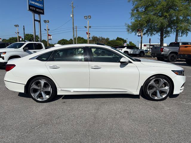 Used 2019 Honda Accord Touring image 4