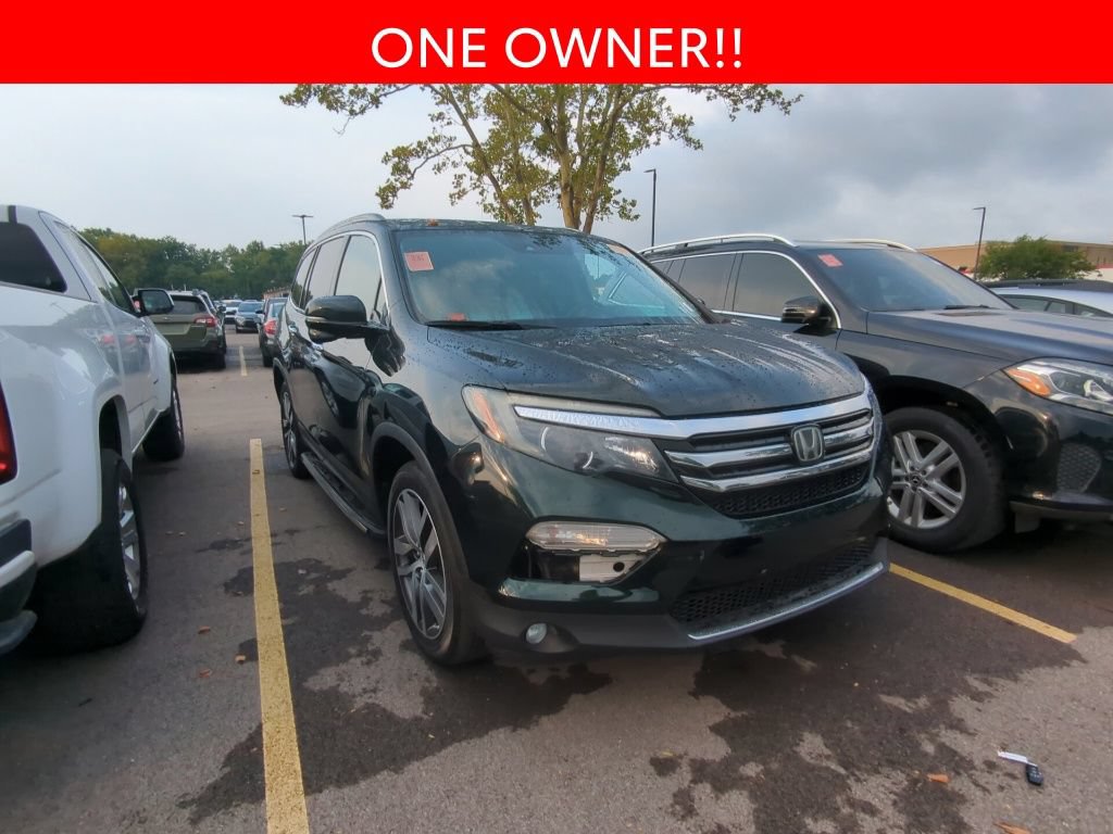 Used 2017 Honda Pilot Touring image 3