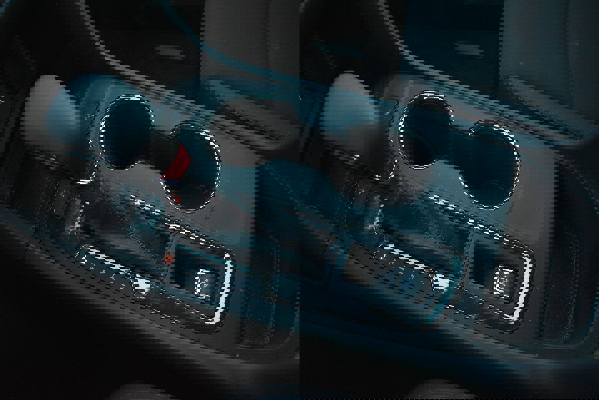 Used 2024 Chevrolet Equinox RS w/ LPO, Floor Liner Package image 30