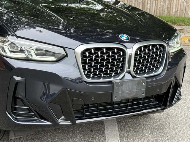 Used 2023 BMW X4 xDrive30i w/ M Sport Package AWD/4WD image 8