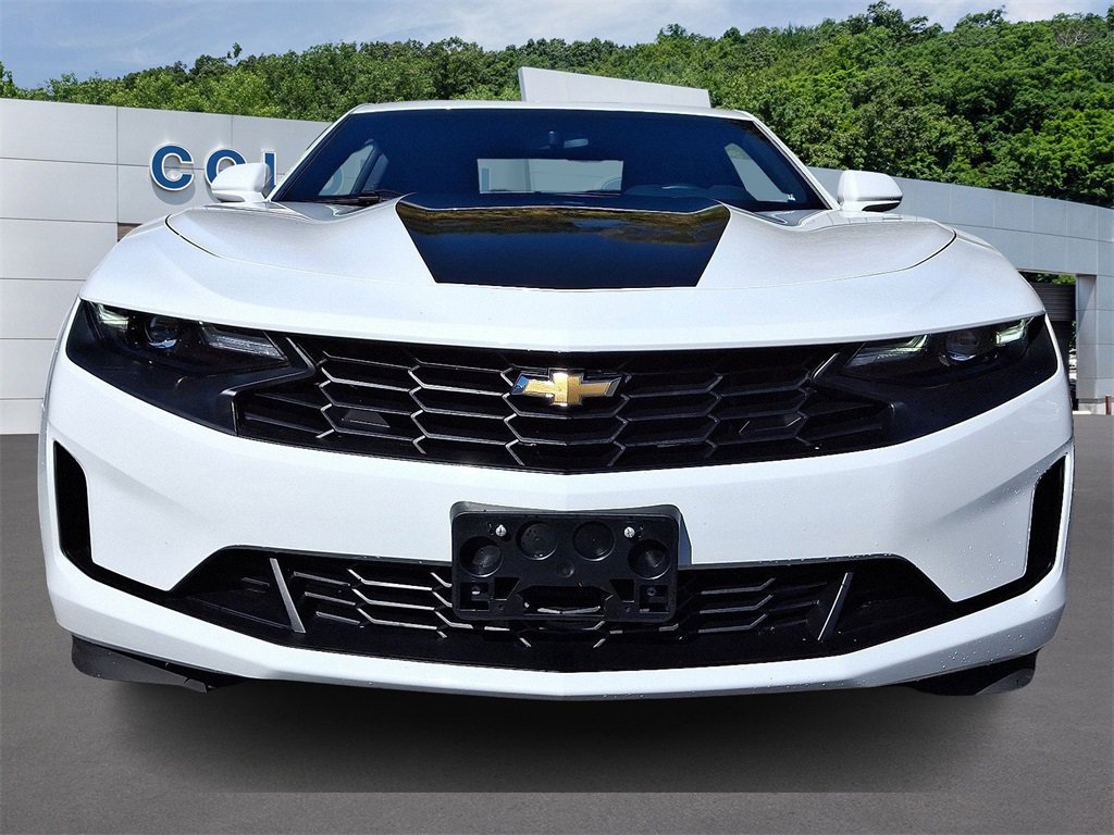 Used 2024 Chevrolet Camaro LT image 2