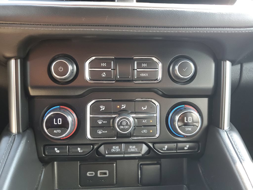 Used 2024 Chevrolet Tahoe LT RWD image 20