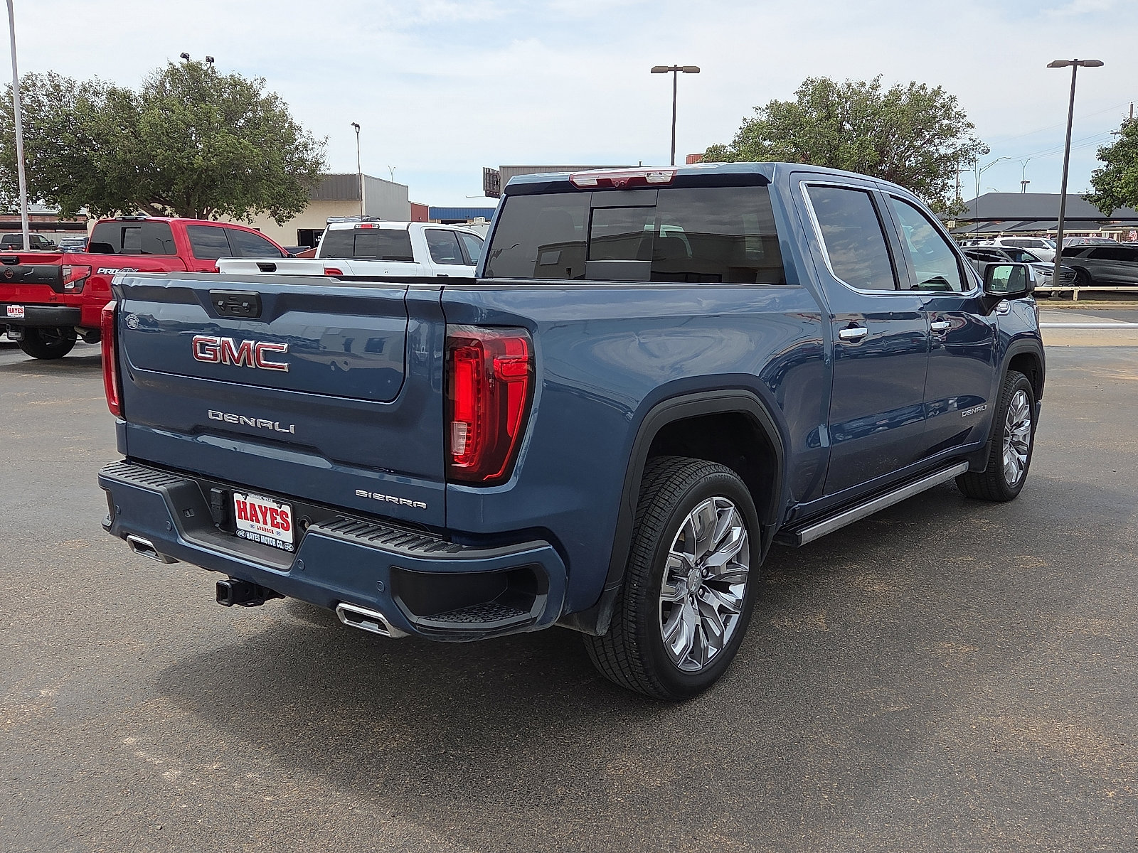 Used 2024 GMC Sierra 1500 Denali w/ Denali Reserve Package image 4