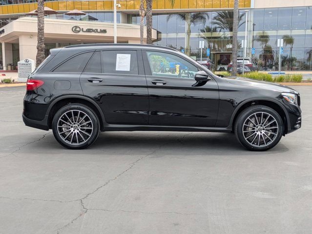 Used 2019 Mercedes-Benz GLC 300 4MATIC image 4
