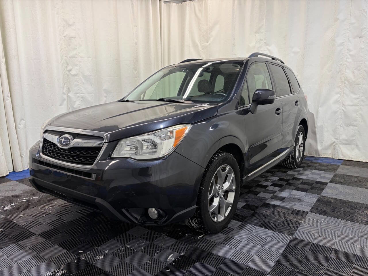 Used 2015 Subaru Forester 2.5i Touring w/ Eyesight & Navigation System image 2