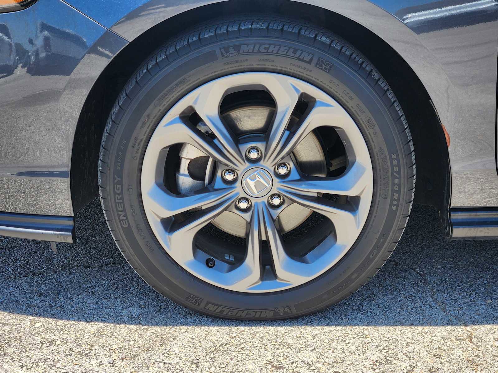 Used 2023 Honda Accord EX image 9