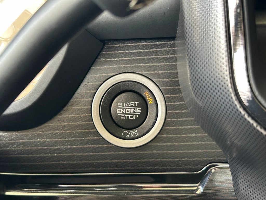 Used 2022 RAM 3500 Limited image 61