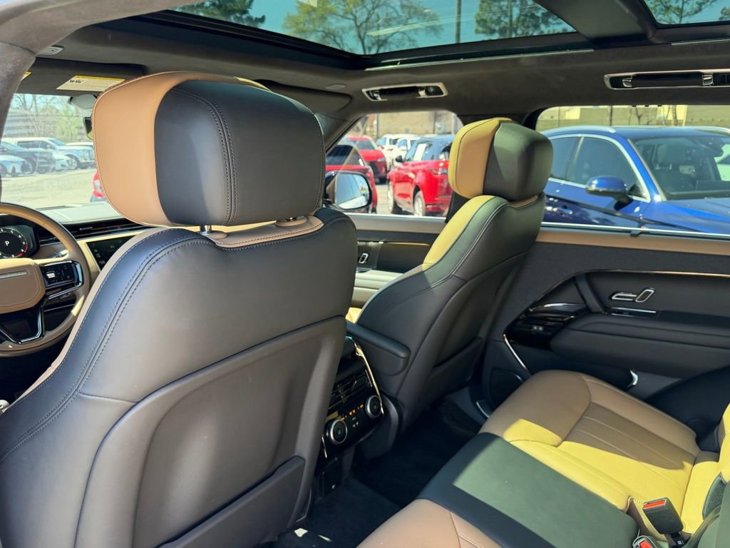 Used 2025 Land Rover Range Rover Sport Autobiography image 22