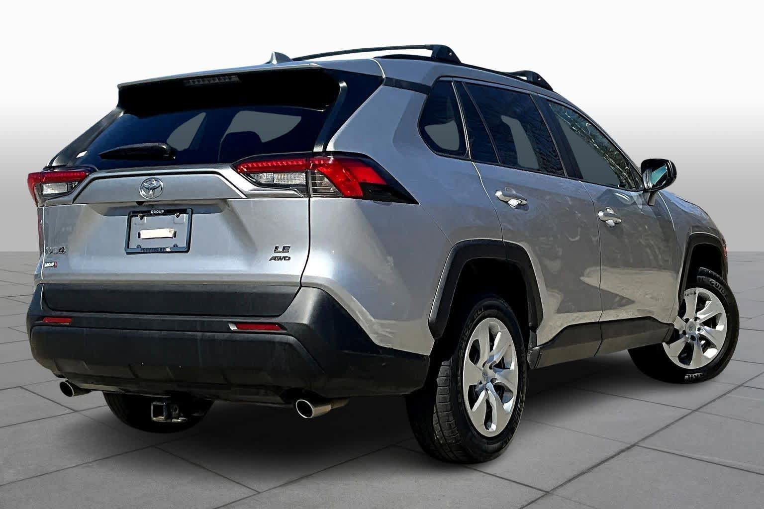 Used 2020 Toyota RAV4 LE w/ All Weather Liner Package AWD/4WD image 13