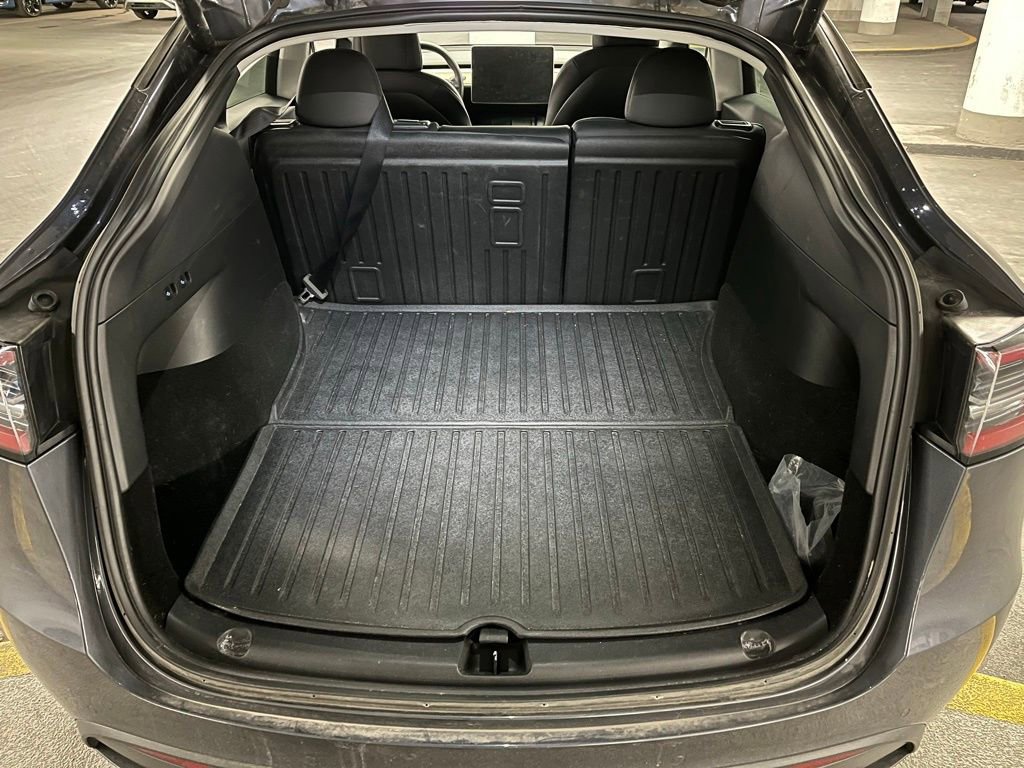 Used 2022 Tesla Model Y Performance image 34