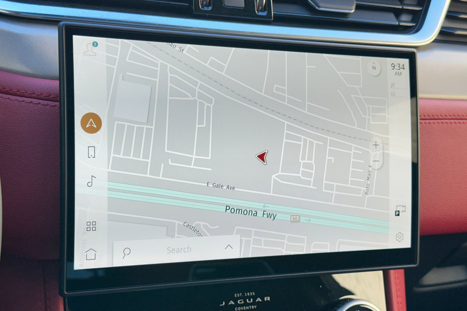 Used 2025 Jaguar F-PACE R-Dynamic S image 22