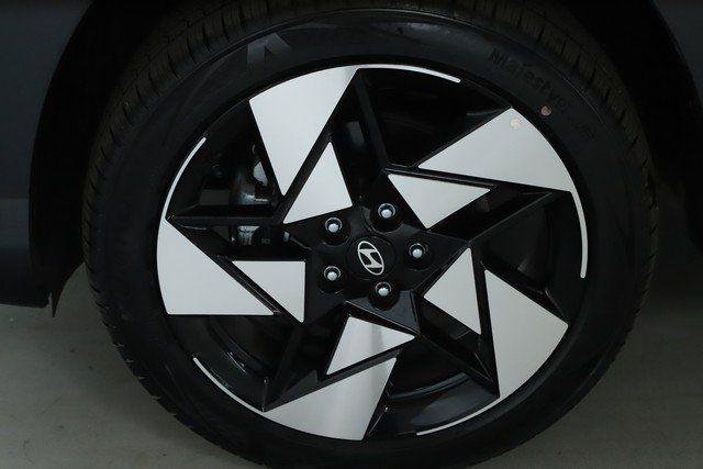 Used 2024 Hyundai Kona Limited image 37