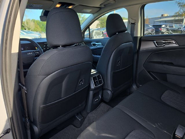 New 2027 Kia Sportage S FWD image 9