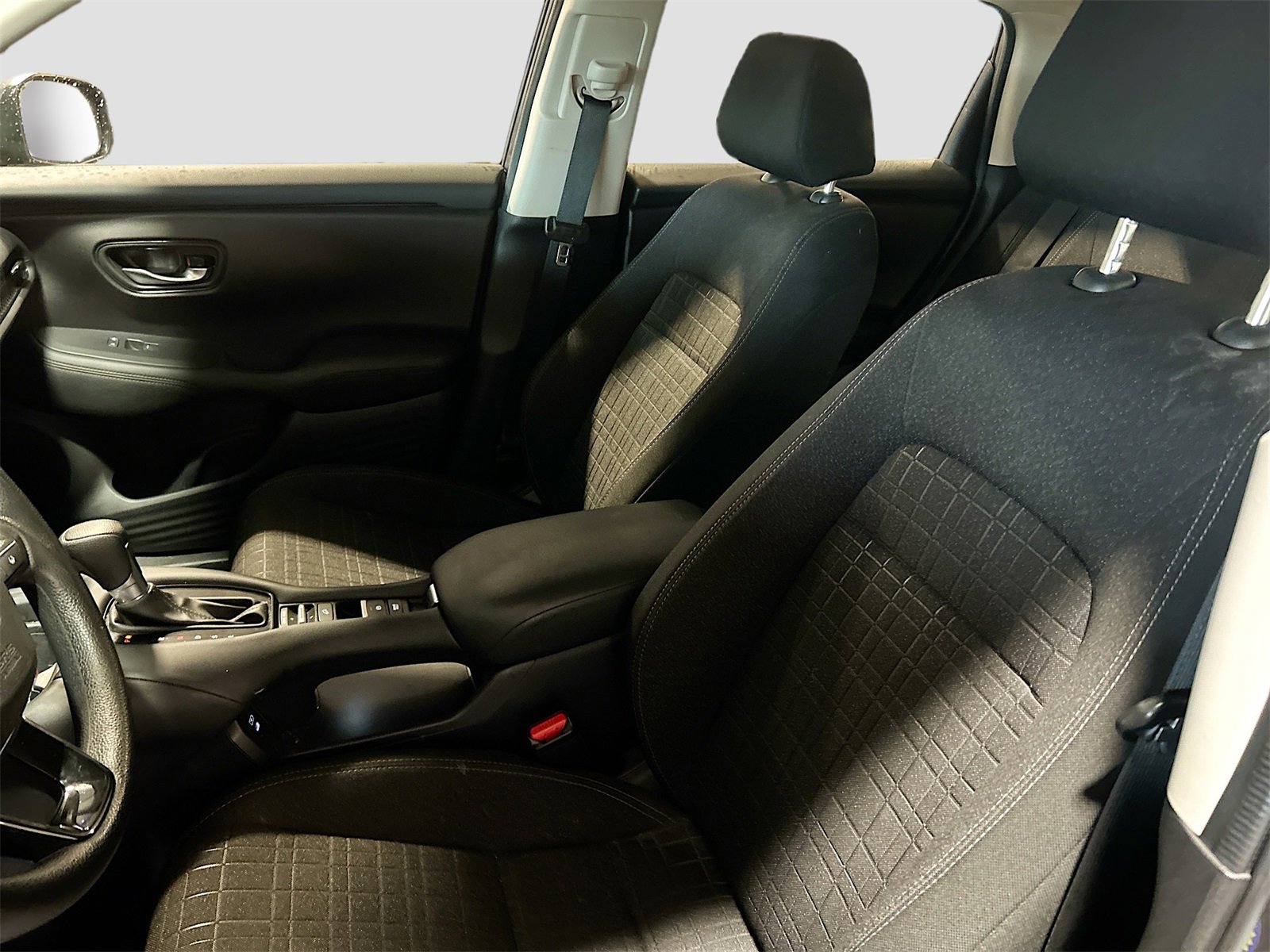 Used 2024 Honda HR-V LX image 20