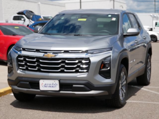 Used 2026 Chevrolet Equinox LT AWD/4WD image 3