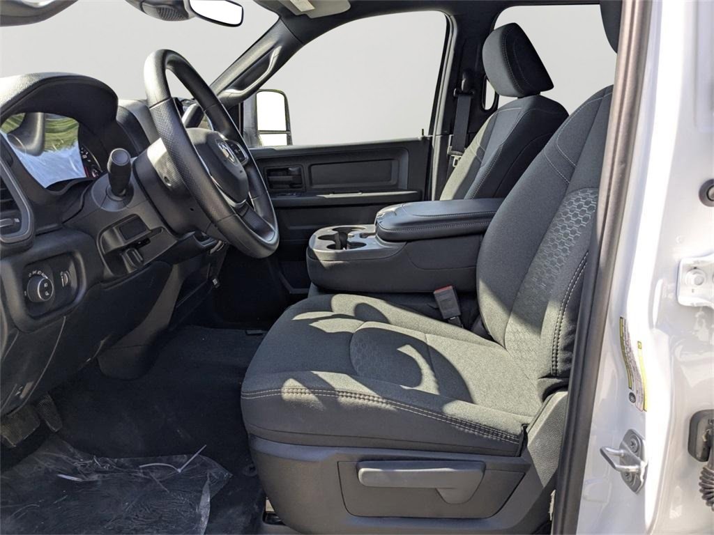 New 2025 RAM 2500 Tradesman image 19