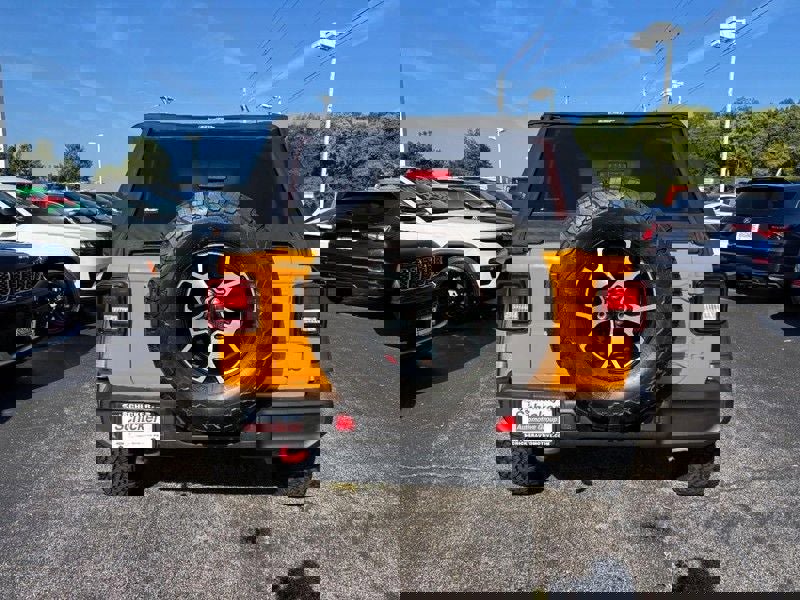 Used 2021 Jeep Wrangler Unlimited Rubicon image 5