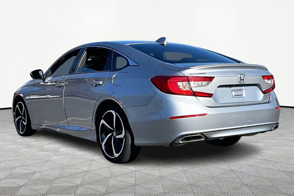 Used 2018 Honda Accord Sport image 5