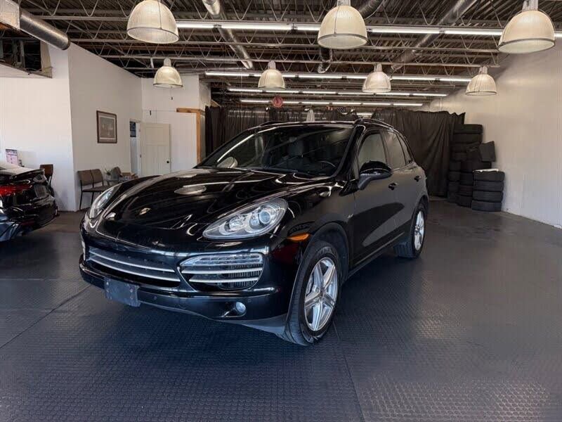 Used 2014 Porsche Cayenne Diesel Platinum Edition AWD/4WD image 4