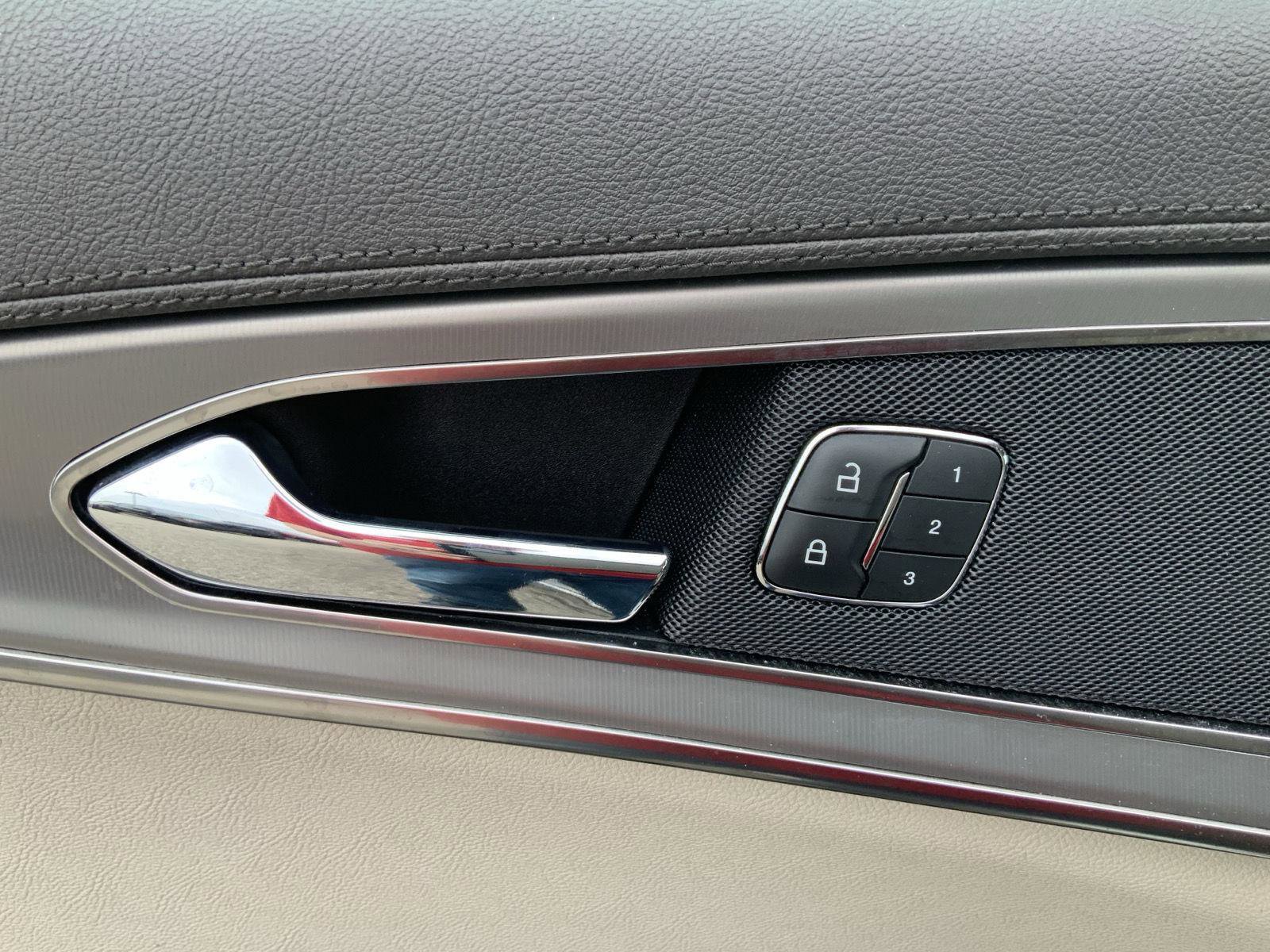 Used 2020 Lincoln Nautilus Reserve image 24