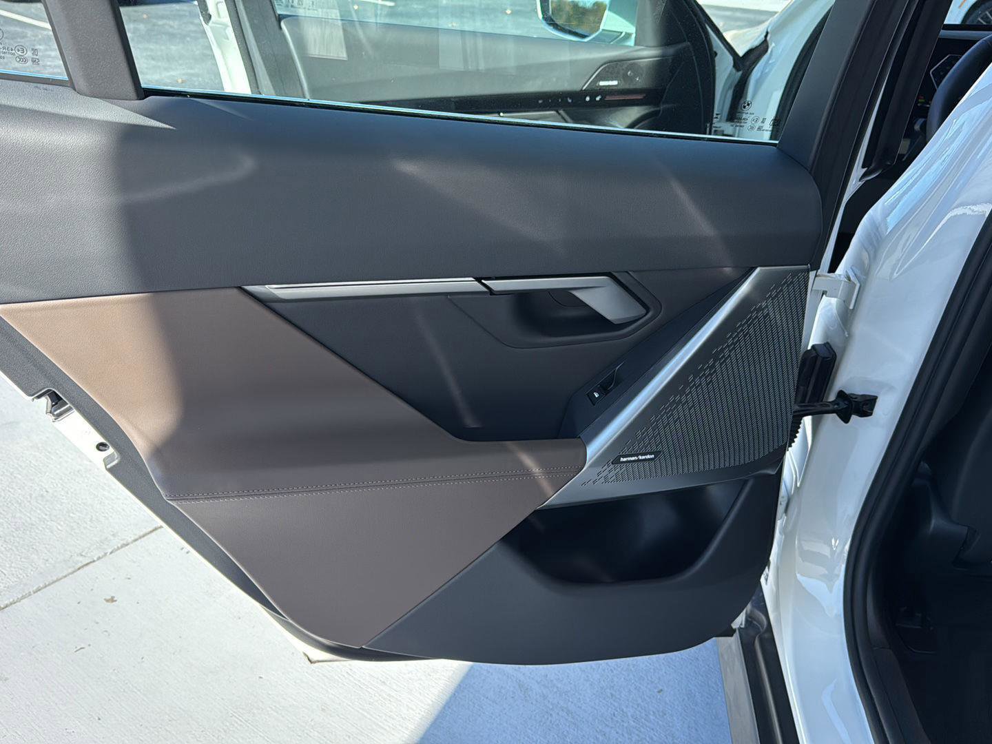 Certified 2025 BMW 530i w/ Premium Package image 15