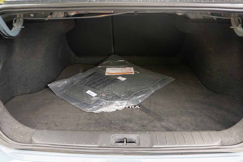 Used 2024 Nissan Sentra SV w/ All-Weather Package FWD image 11