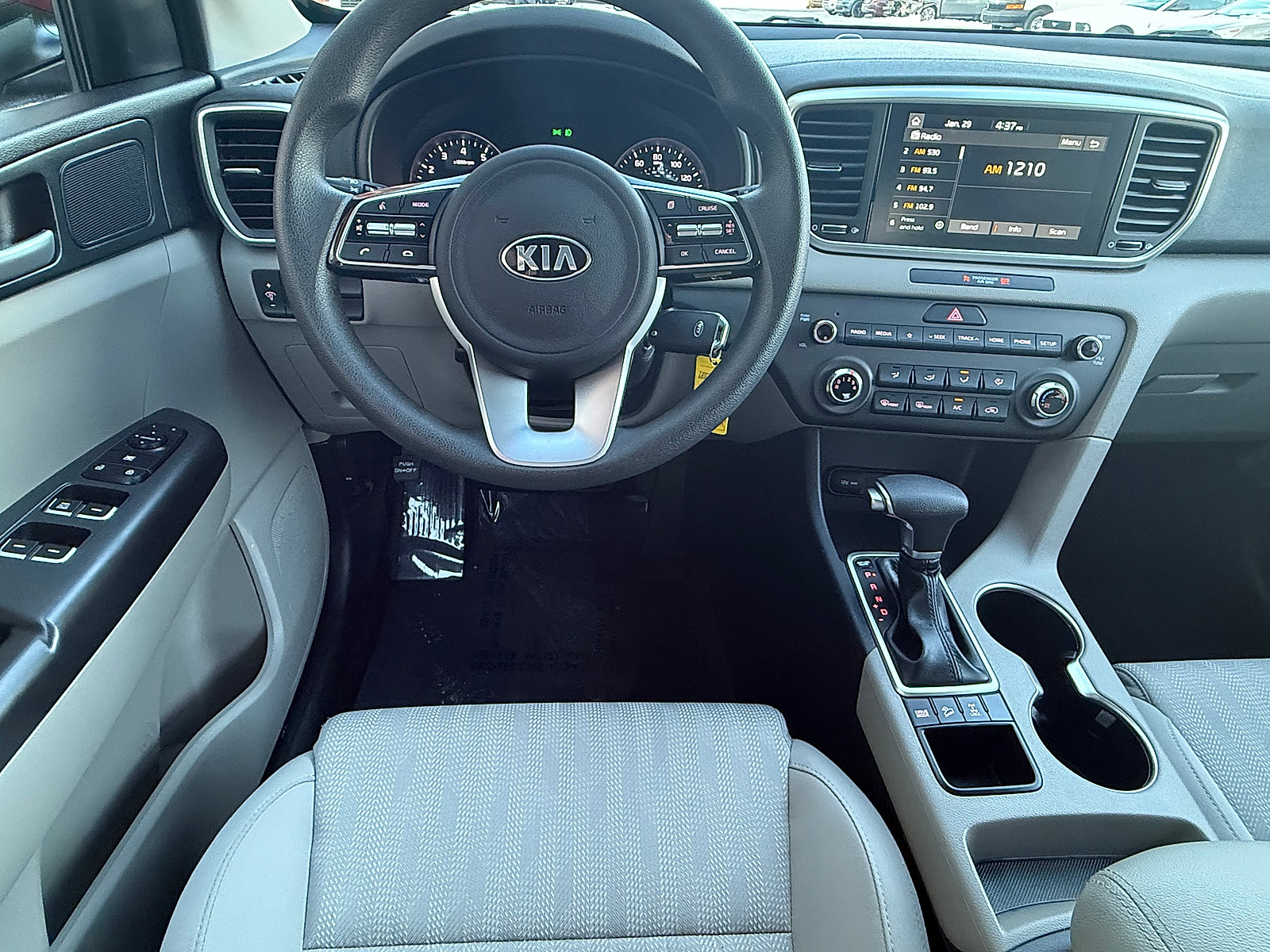 Used 2022 Kia Sportage LX image 12