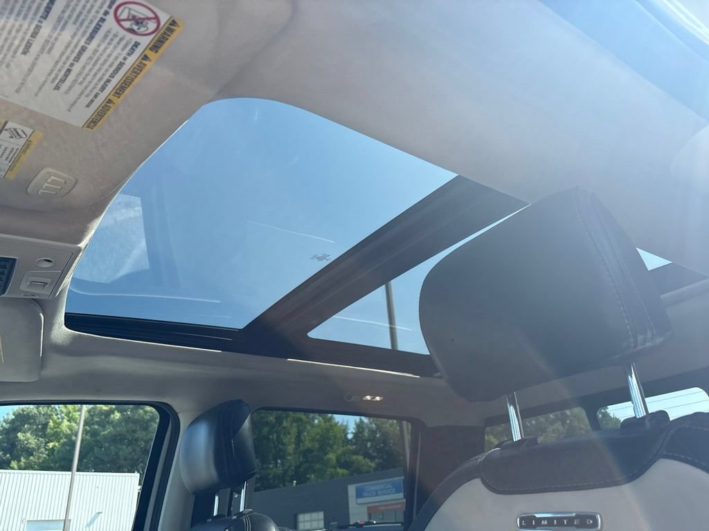 Used 2021 Ford F450 Limited w/ FX4 Off-Road Package AWD/4WD image 26