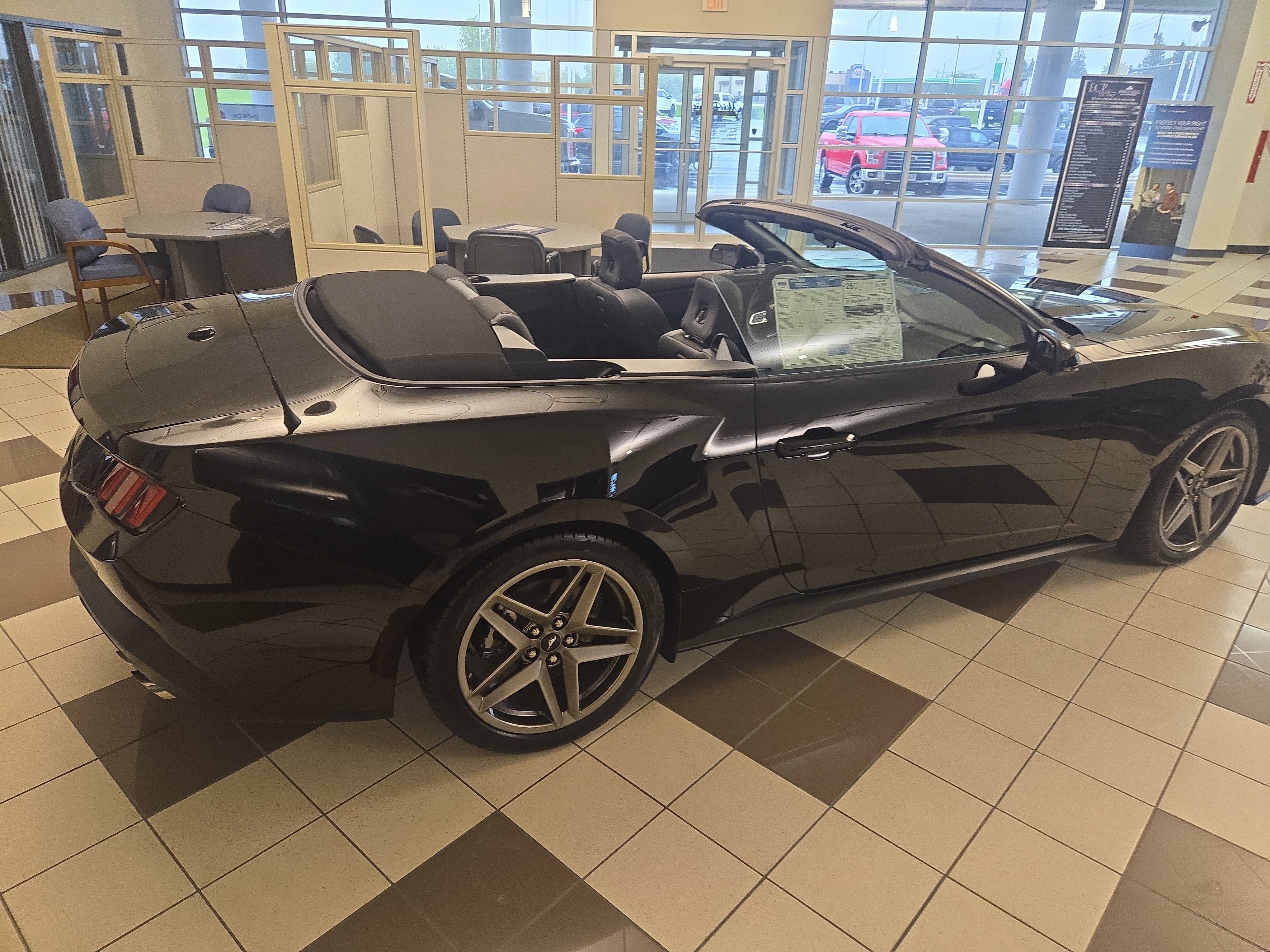 Used 2026 Ford Mustang Convertible RWD image 6