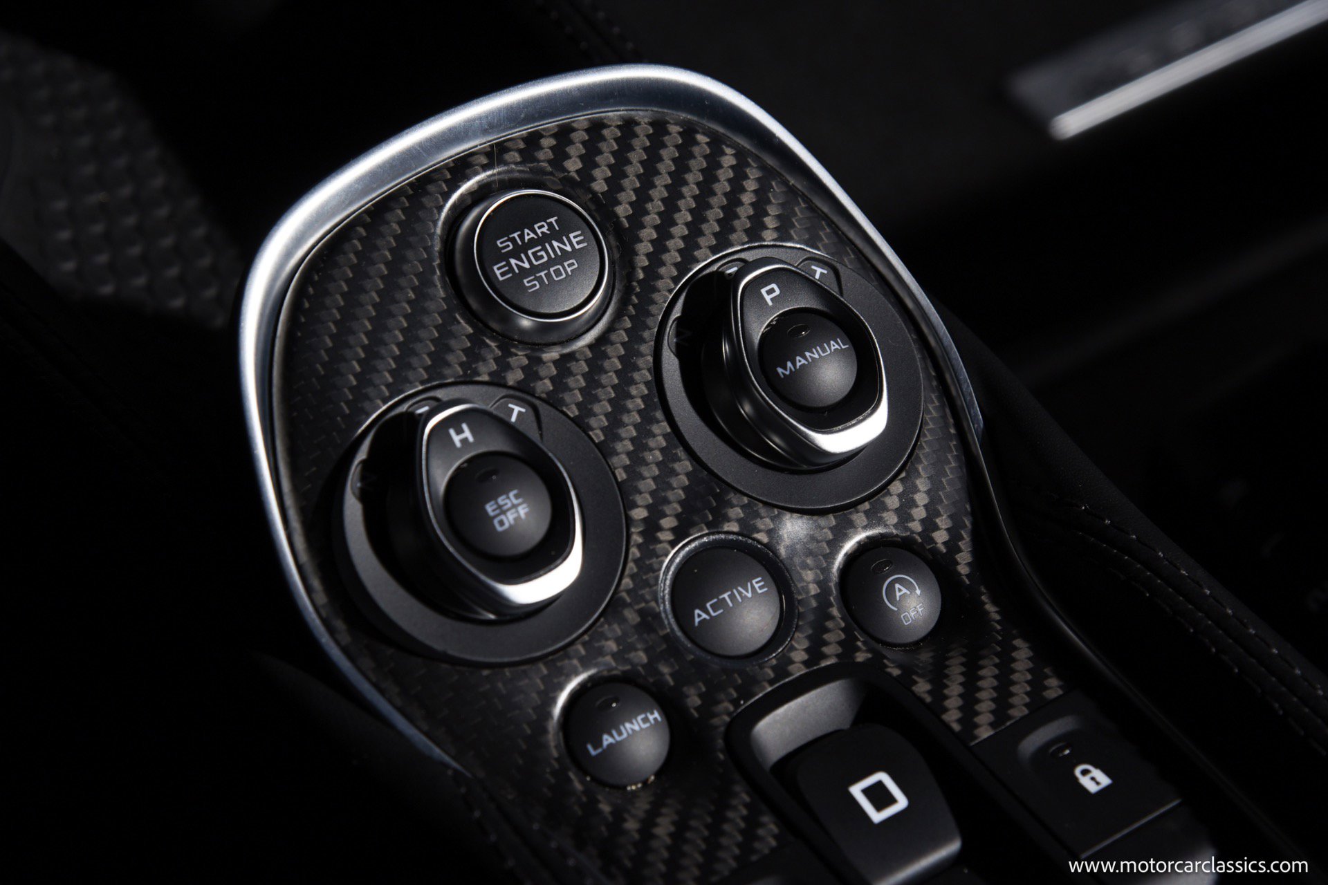 Used 2020 McLaren 570S Spider image 37